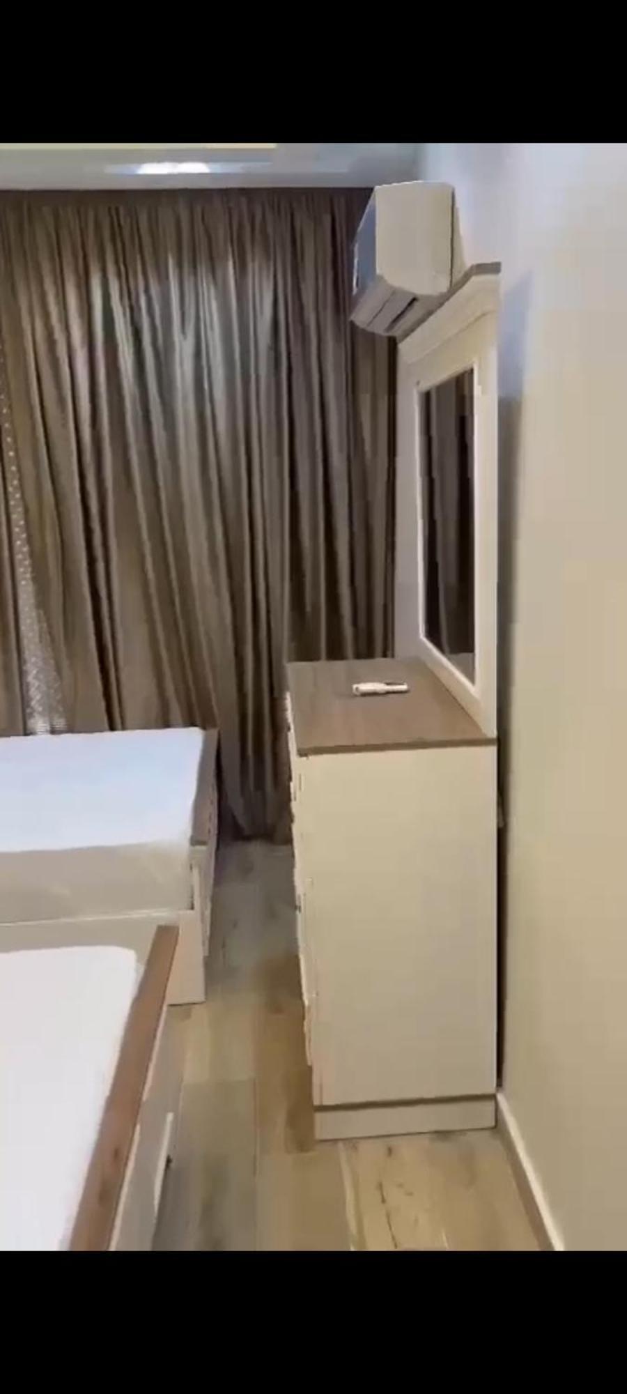 Apartment فندقيه بشارع شهاب Cairo
