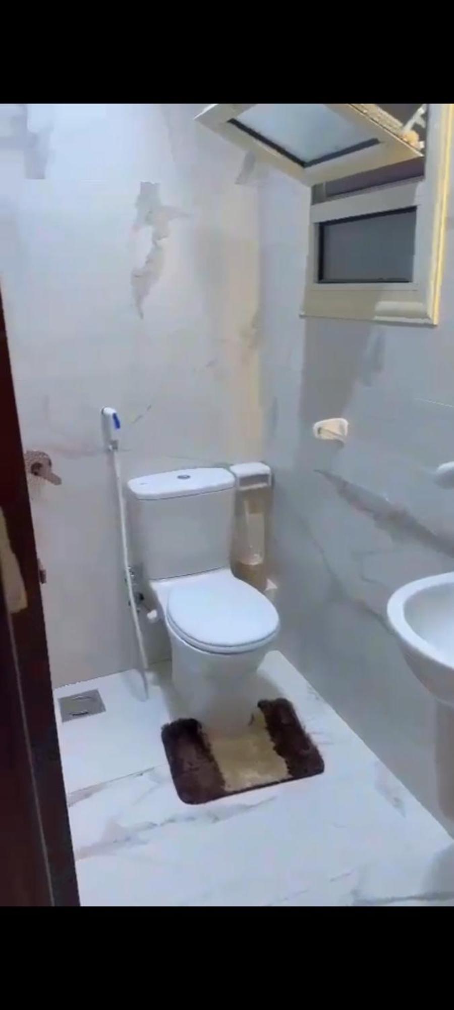 Apartment فندقيه بشارع شهاب *